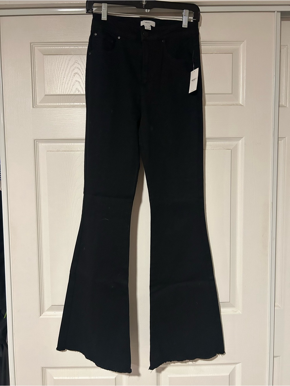 Forever 21 Women’s High Rise Lace-Up back Flare Black Denim Pants Size 27 NWT